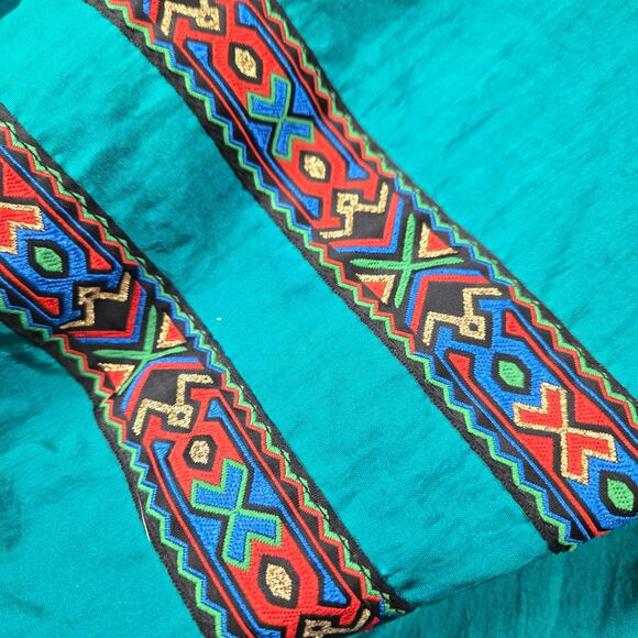 Vintage Eighties Ladies Fera Ski Jacket Teal Embroidered Trim Hong Kong size 12 - Picture 13 of 16